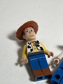 2010 Lego Toy Story Woody And Jessie / Set 7594 / toy003 toy008
