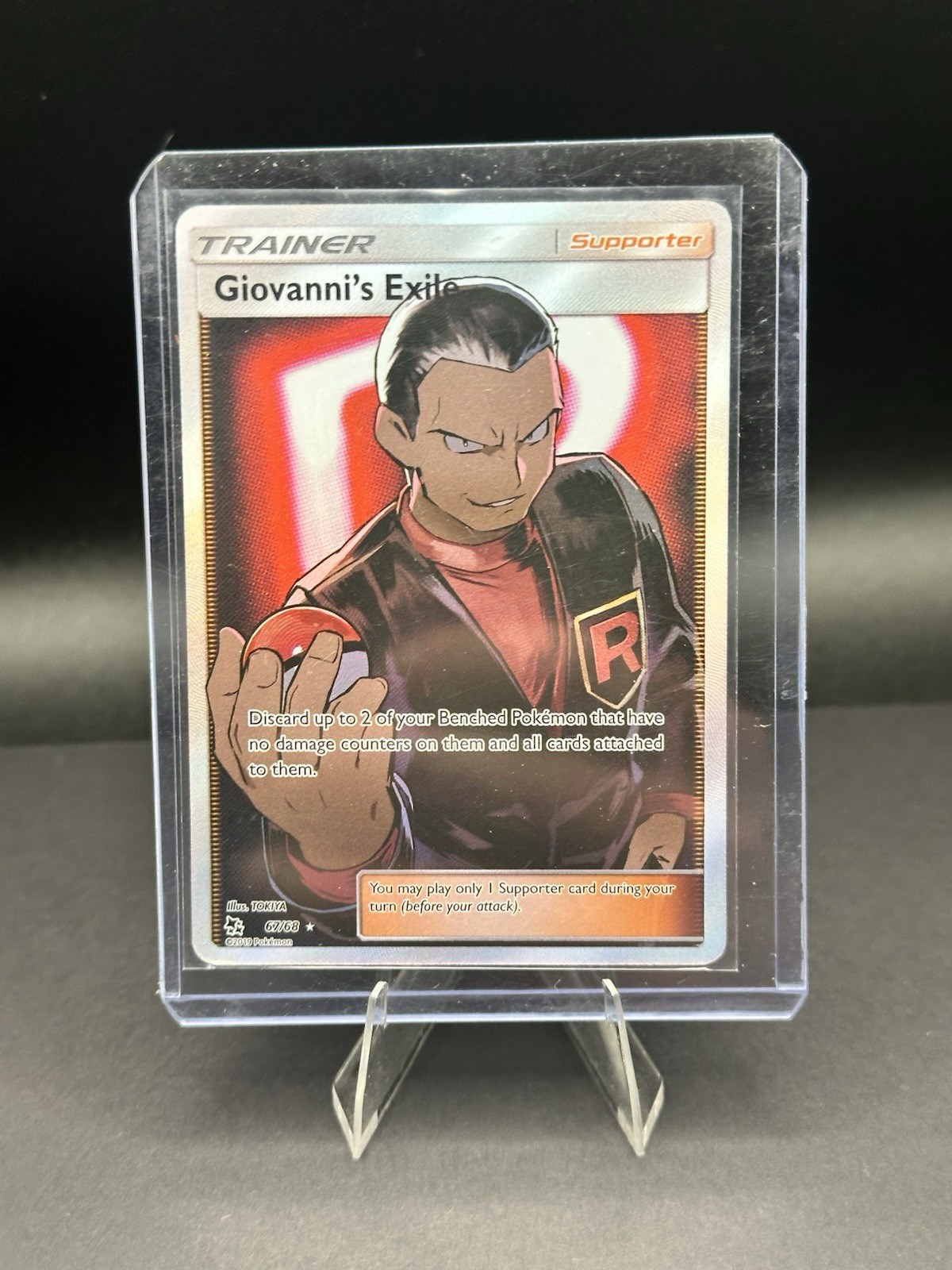 Pokemon Giovanni's Exile 67/68 Sun & Moon Hidden Fates Near Mint