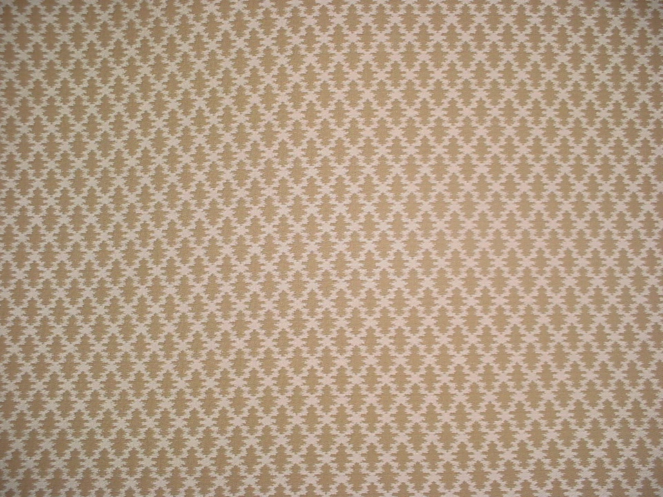 3-1/4Y Brunschwig et Fils BR89739 Diamond Lattice Sand Drapery Upholstery Fabric - Image 4 of 4