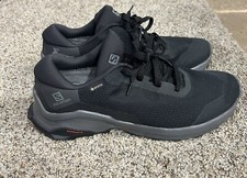 Salomon Mens X Reveal GTX Hiking shoes size 8...
