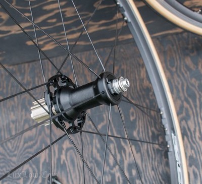 Campagnolo Zonda 700c Roadbike WHEELS Clincher Rims Cassette Tires