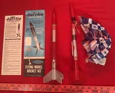 Centuri Javelin Rocket Model 1972 Built Specs Manual KC-31 Estes Lot of 2