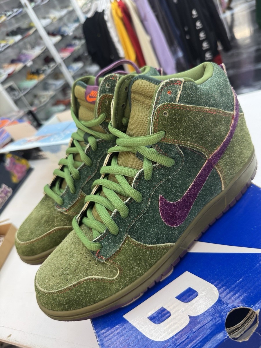Nike SB Dunk High Premium 'Skunk 420' - 313171-300 US Men's Size