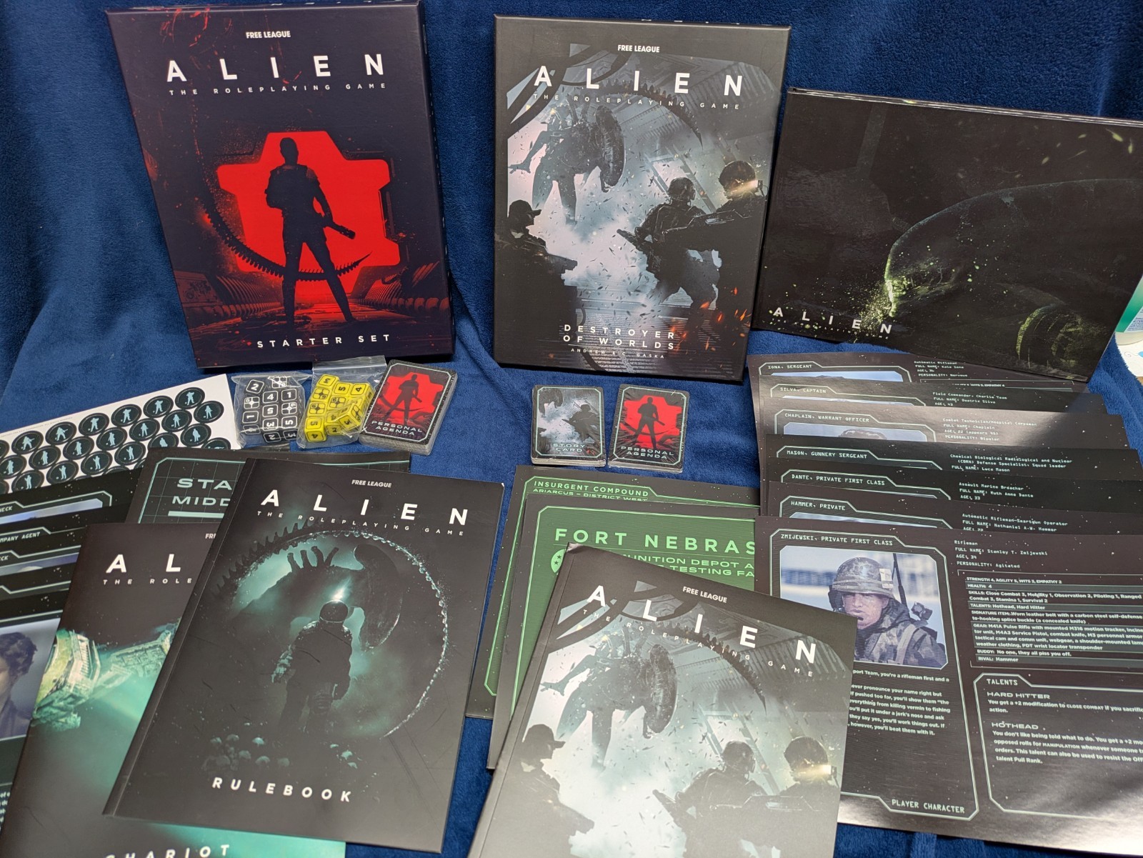 Free League ALIEN RPG Starter Set + Destroyer of Worlds + Screen Bundle