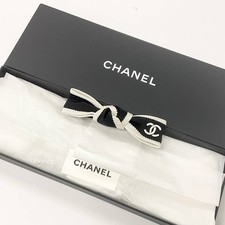 CHANEL Coco Mark CC Ribbon Barrette Hair Clip Black Cream 25V Stamped w/Box