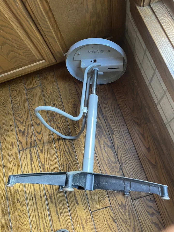 "Taburete de metal industrial vintage de 26"" - muy bueno" Foto 3 de 4