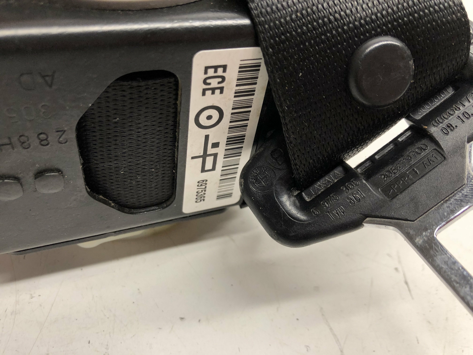 BMW 3 E90 Rear Left/Right Seatbelt 6975365 2008 eBay