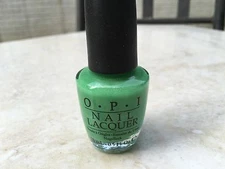 OPI ZOM-BODY TO LOVE