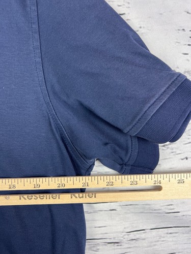 Hilos de botón UNTUCKit grandes con botones azul oscuro rojo, blanco y azul para hombre - Imagen 5 de 7
