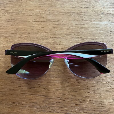 Vogue Black and Purple Cat-Eye Sunglasses Vogue GIGI HADID VO5211S W44/11 54M Black/Grey Gradient Cat  main image 2