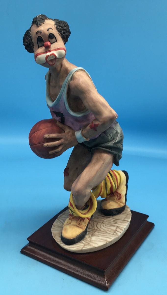 Bibelot Clown Basketteur En Résine – 25 Cm – Super Déco Vintage Années 80/90