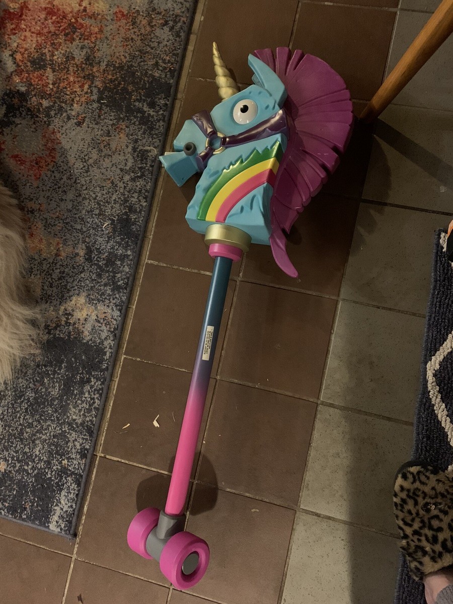 McFarlane Toys Fortnite Rainbow Smash Prop Replica Pickaxe