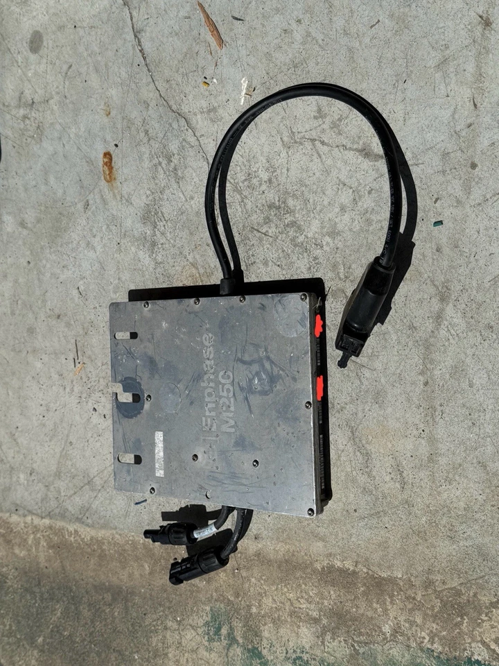 Microinversor Enphase M250 - M250-60-2LL-S22 Foto 3 de 4