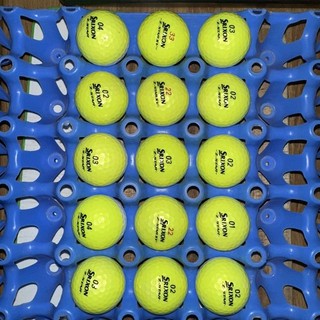 Fünfzehn Srixon Star Divide Golfbälle