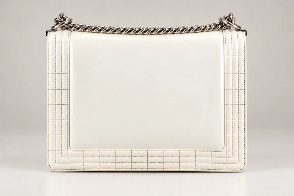 Chanel Boy Chanel, photo 4 of 5