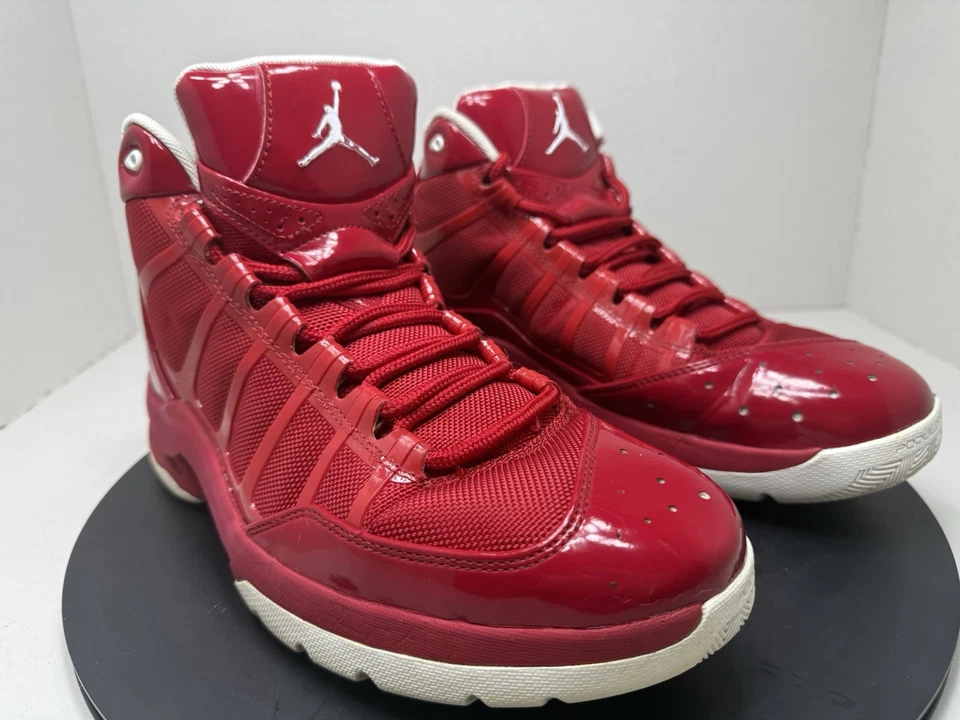 Jordan’s Varsity Red AÑO 2010 Juega en estas Talla 9 Excelente Estado Raro Foto 2 de 4