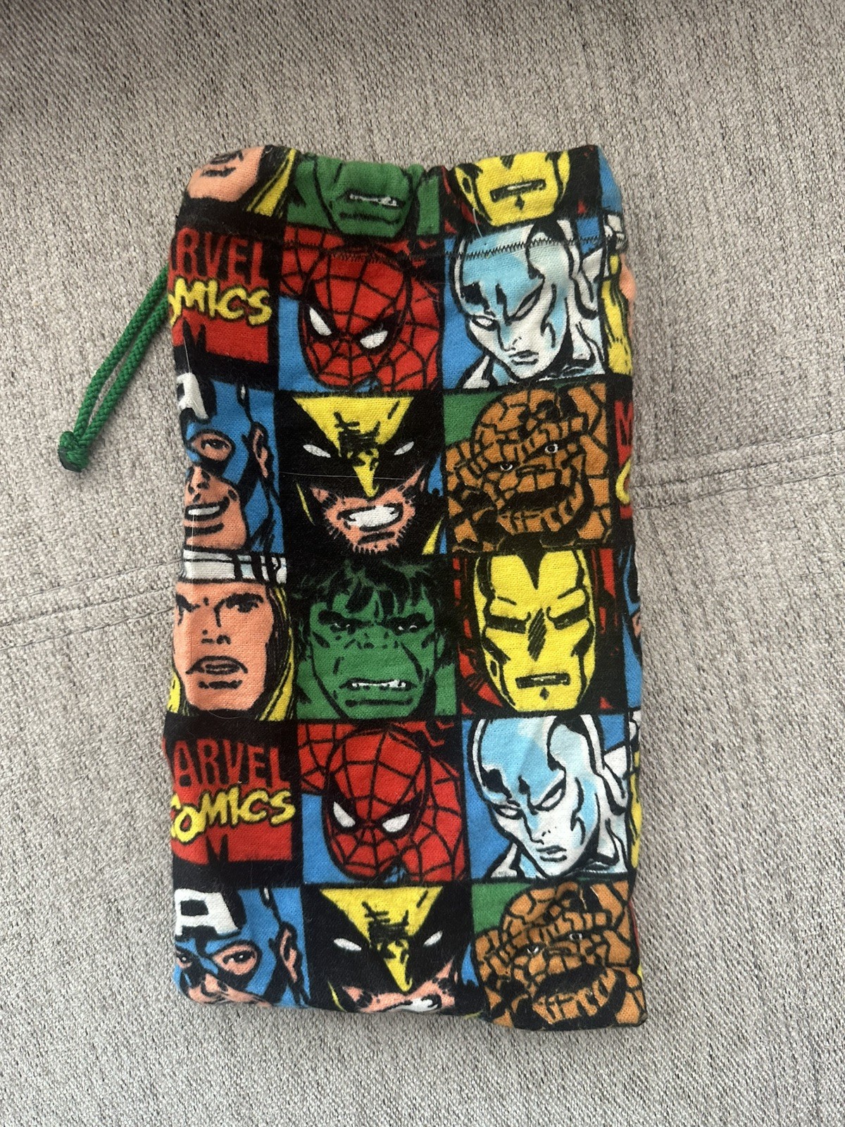 Marvel Comics Superhero Character Drawstring Pouch - image 1