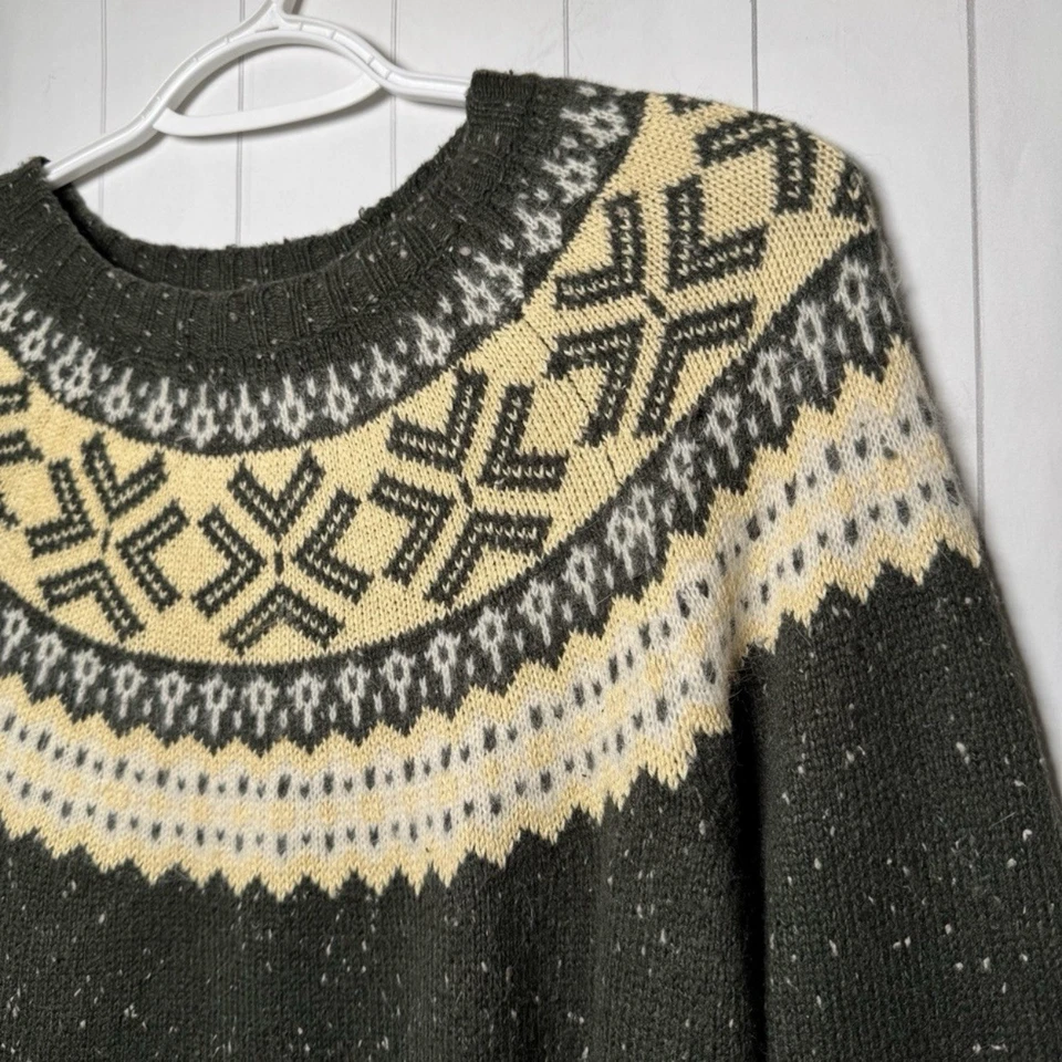 Suéter De Colección Rue 21 Gals Mezcla de Lana Fair Isle Invierno Cuello Redondo Verde Oscuro Grande Foto 2 de 4