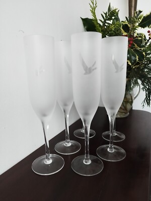 Grey Goose Milchglas Sektflöten sechs Gläser Weihnachtsfeier 