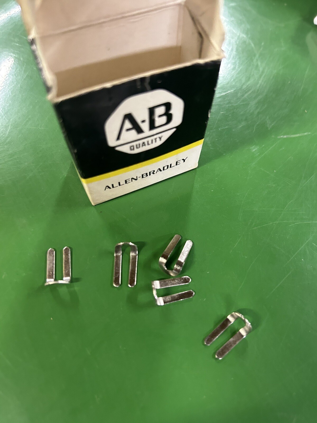 Allen Bradley 1492-N38 Jumper Open Box Of 48 New Pre Owned