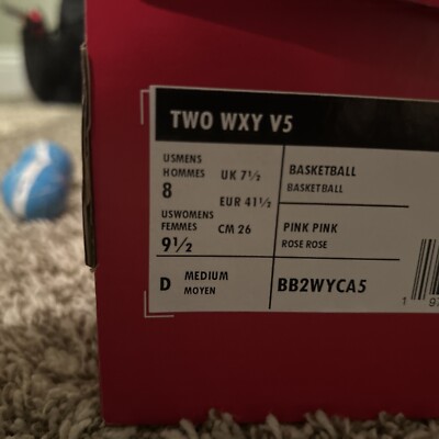 New Balence TWO WAY V5 Basketball Shoes Size 8 Men s 