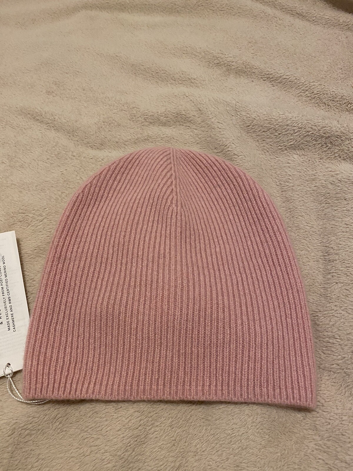 Buy arket cashmere hat Online in France 