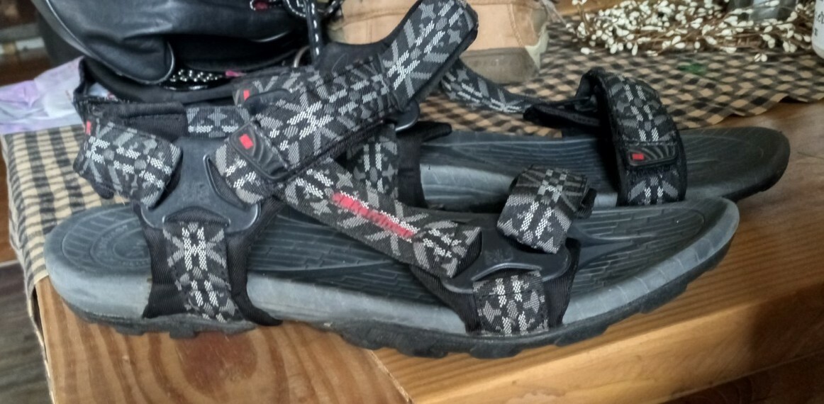 Karrimor Amazon sport sandals 11 mens 