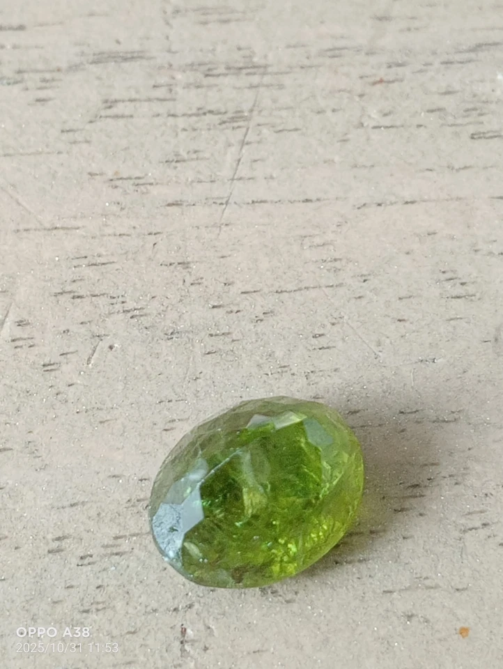 Péridot naturel de 13,10Cts - Imagen 4 de 4