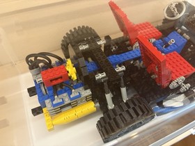 LEGO TECHNIC: Car Chassis (8860) Mint