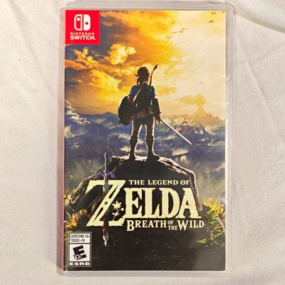 Nintendo The Legend of Zelda: Breath of the Wild Switch w/ Case, amiibo