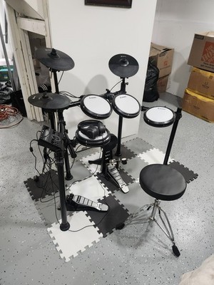 Donner DED-200 Electric Drum Set Dual Zone Snare w Throne, Headphones & Mat