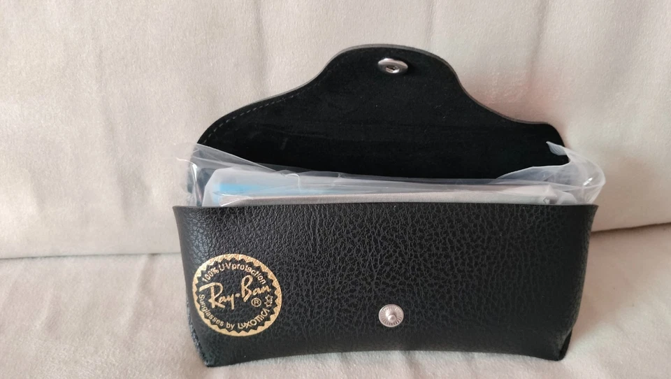 Ray Ban Occhiali da Sole RB4392 polarizzate - Immagine 3 di 4