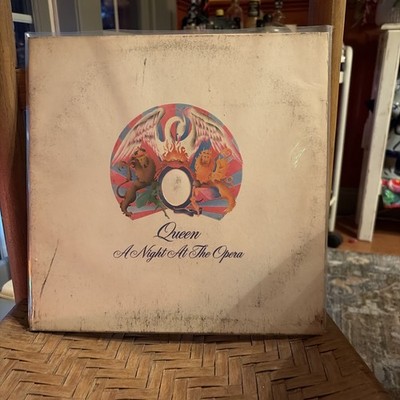 Vintage Vinyl  Queen  A Night At The Opera  Album  1975 Original