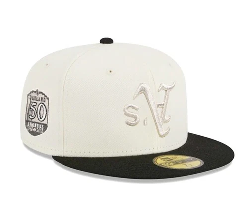 Oakland A’s Exclusive New Era 59Fifty Chrome  NWT Size 7 1/4
