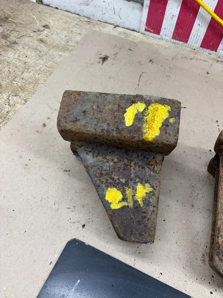 1981 86 87 DODGE D350 D250 W350 W300 FACTORY 6" REAR LEAF SPRING BLOCKS OEM OE - Image 2 of 4