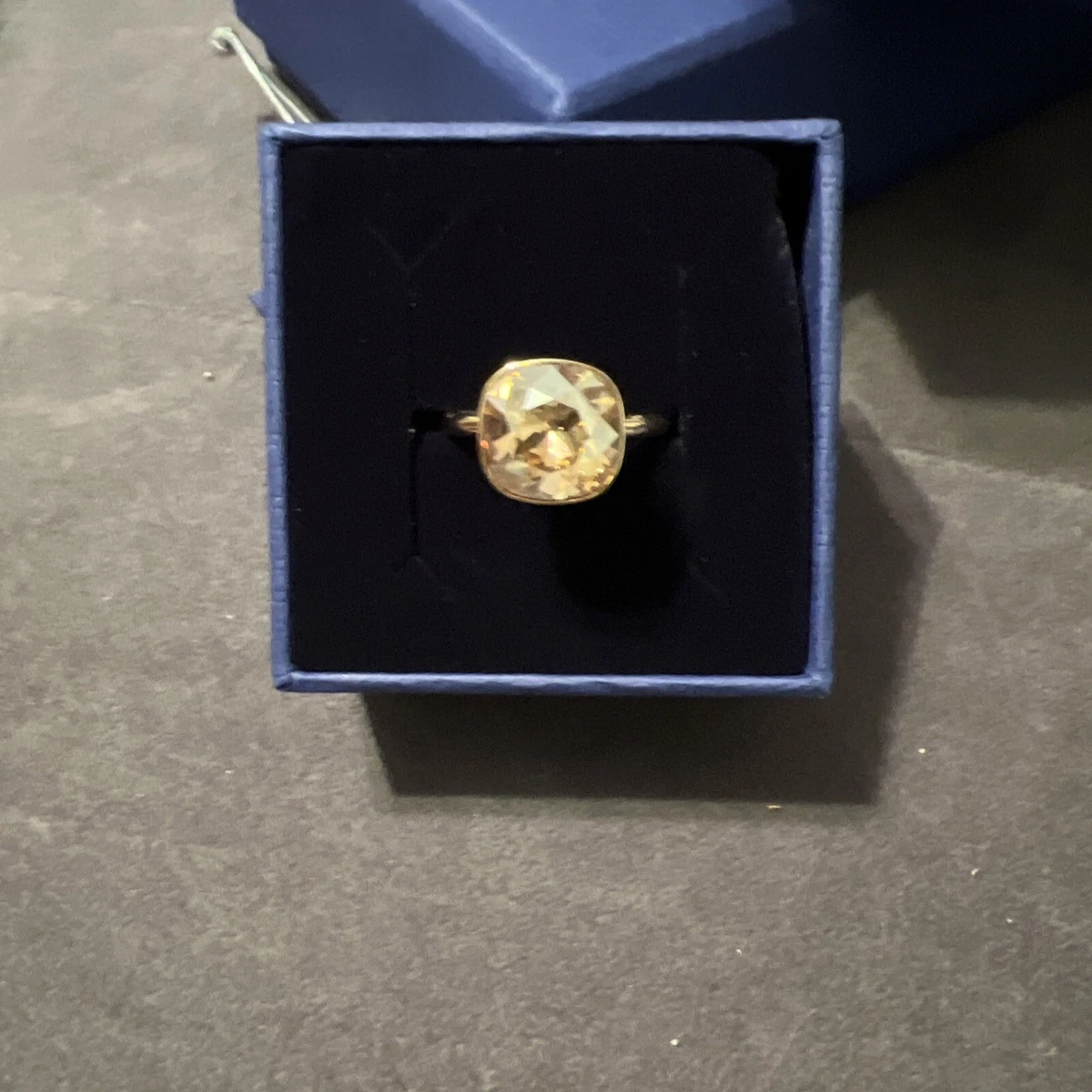 Lattitude cocktail ring swarovski clearance