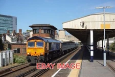 PHOTO  CLASS 66 LOCO NO 66731  PASSES WOKINGWORKING 4Y19 TONBRIDGE WEST YARD TO