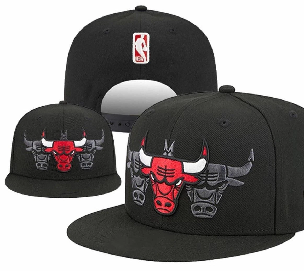 Chicago Bulls Black Red Snapback Hat 3D Embroidered Logo | Adjustable Flat Brim