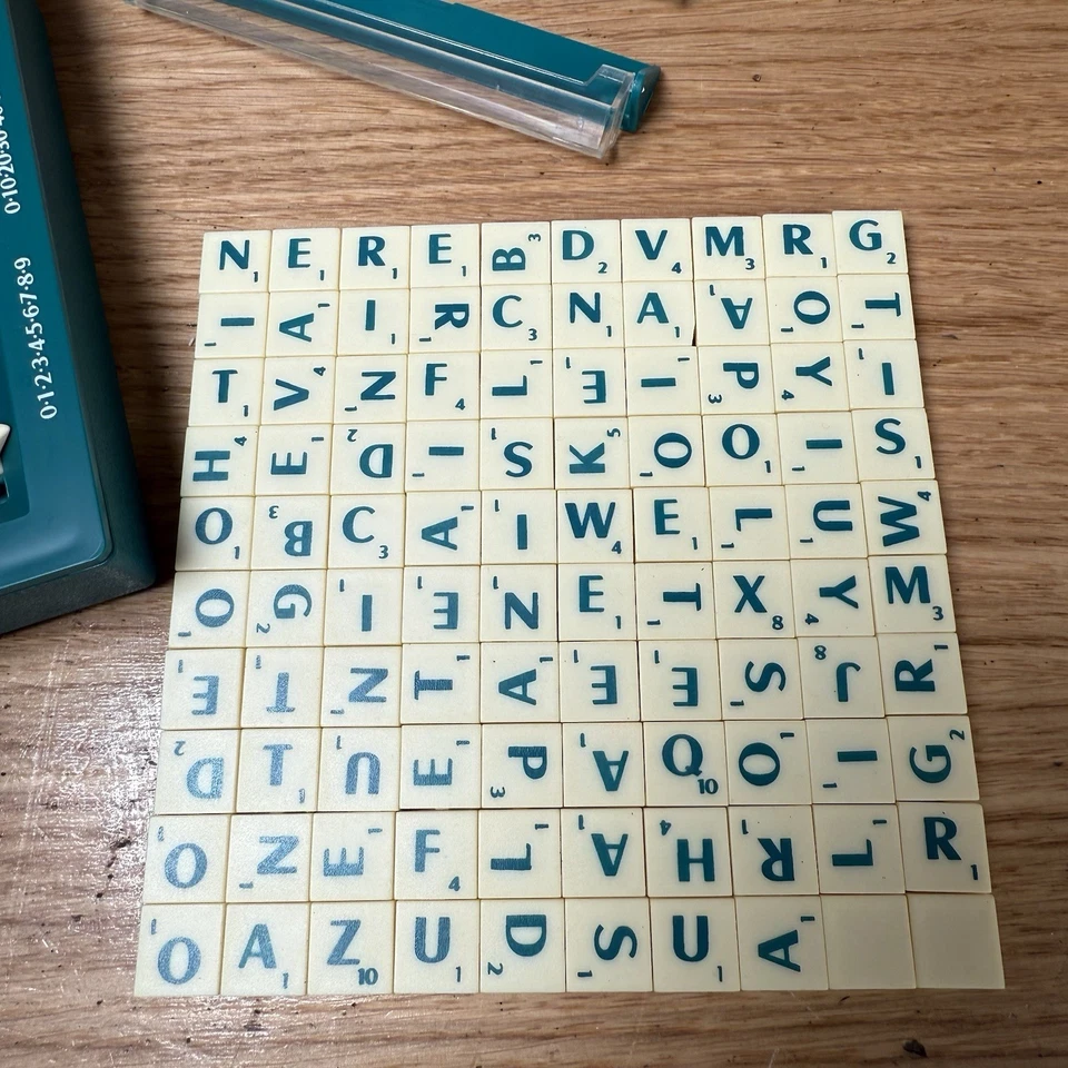 Mattel 2001 Travel Scrabble Clip In Tiles Hard Case Folds Away - Complete Game - Image 2 of 4