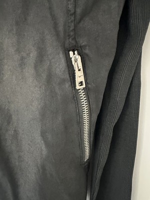 La Haine Inside Us Jacke dünn Jersey Gr. XL, (38) Cotton Schwarz + Rundholz Bag