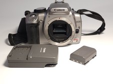 Canon EOS 350D / Digital Rebel XT Digital SLR Camera - Silver (Body Only)