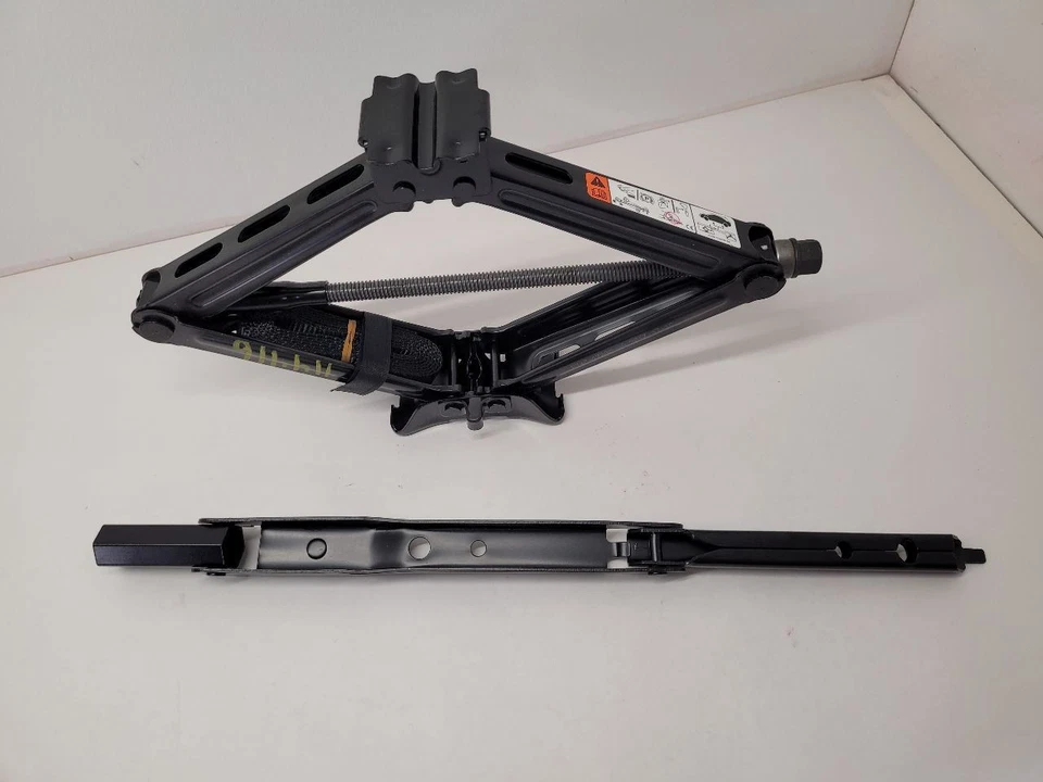 Ford Edge Jack Tool 2015 2016 2017 2018.   Foto 2 de 4