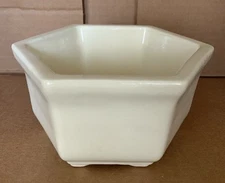 Haeger 4002 Off White Footed Hexagonal Planter
