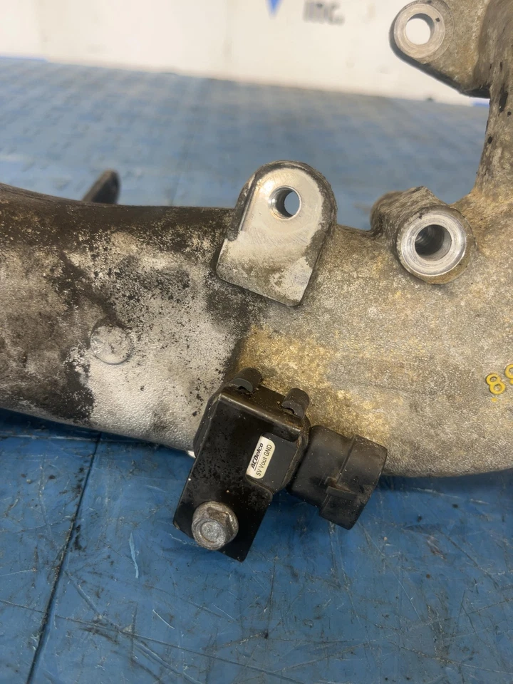 09 Chevrolet Van Express 3500 6.6l Duramaxx Intake Pipe Oe# 898099900 — 第 3/4 张图片