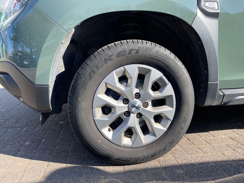 2023 Dacia Duster 1.0 TCe 90 Expression 5dr Estate Petrol Manual - Picture 15 of 20