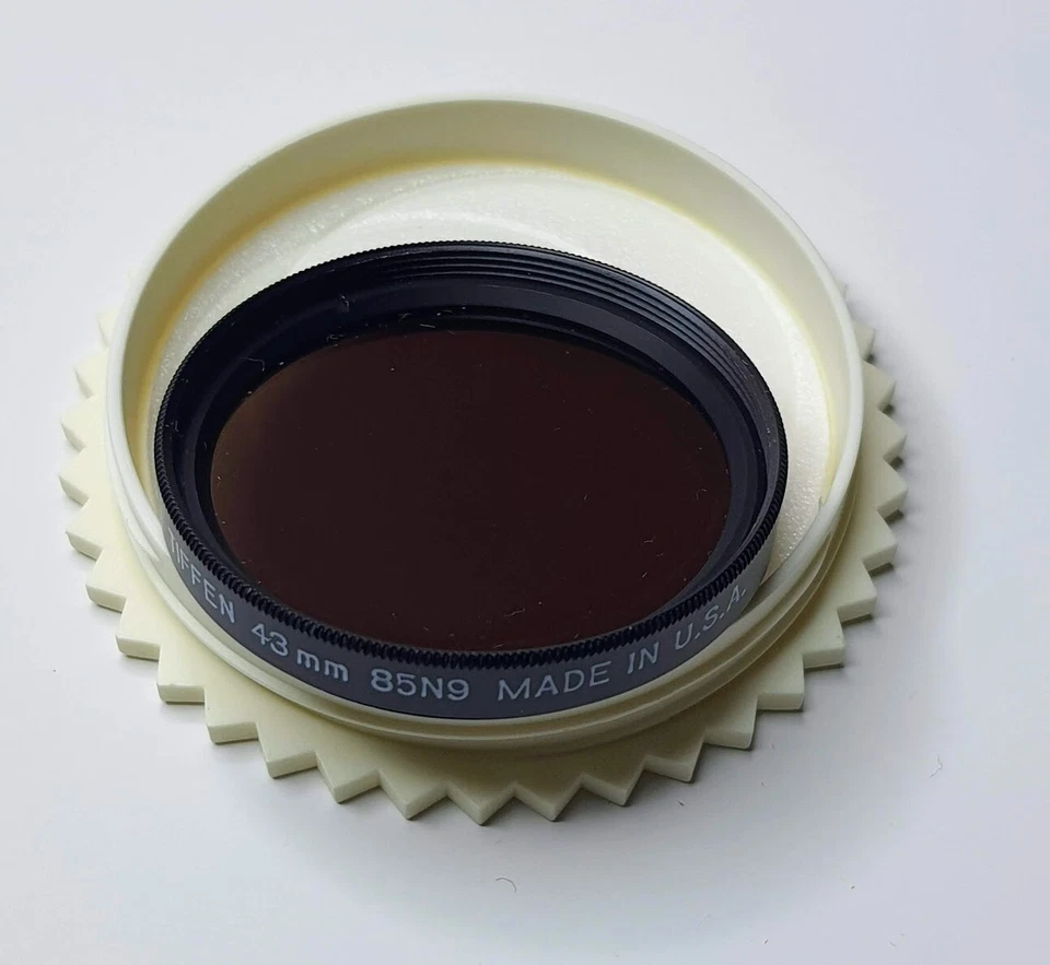Genuine Tiffen 43mm 85N9 Glass Lens Filter 43 mm - Image 2 of 4