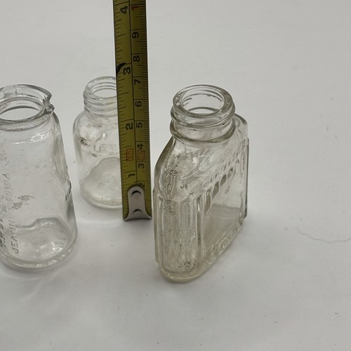 Vintage Set Of 3 Small Old Glass Bottles - Picture 17 of 17