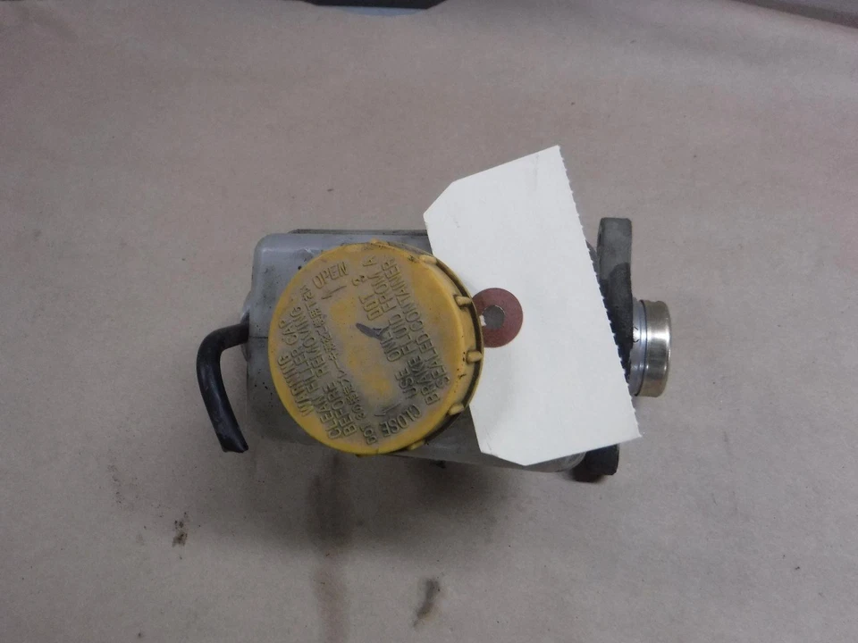 WRX SUBARU STI 2002-2005 cilindro maestro de refuerzo de freno estándar (OEM) Foto 4 de 4