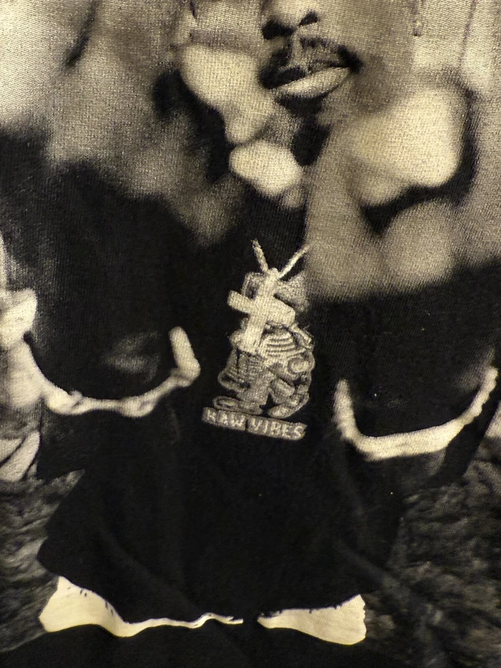 2PAC TUPAC RAW VIBES DOUBLE MIDDLE FINGER BLACK SHIRT! SIZE S/M - Image 2 of 4