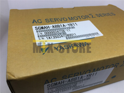 1PC Yaskawa SGMAH-A8B1A-YR11 New In Box